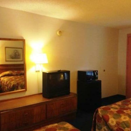 Royal Inn Columbia/Fort Jackson 외부 사진